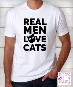 Koszulka Real Men Love Cats